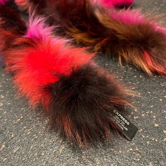 Colorful Fox Fur Scarf - Picture 4 of 7